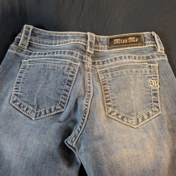 Miss Me Mid Rise Bootcut Jeans - Picture 6 of 6